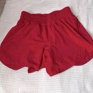 Lululemon Track That HR Short 5” Lined Sz 6 - Red